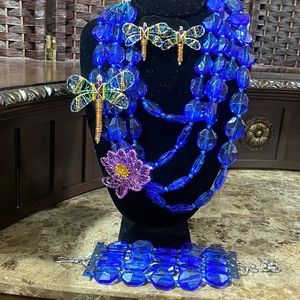 Sassy Jones Necklace, earrings and Bracelet—Blue
